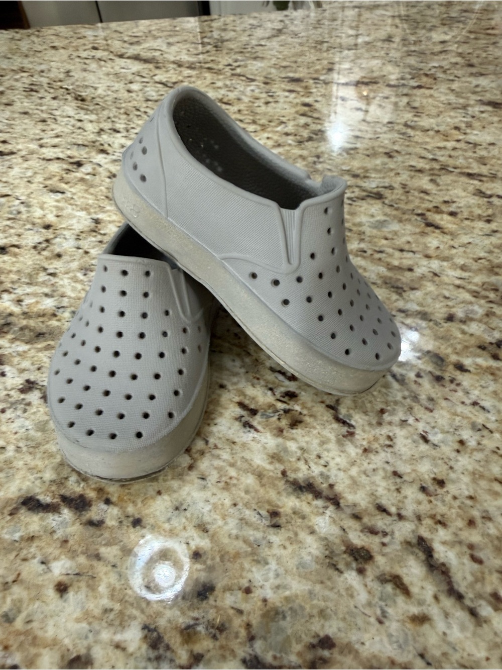 Toddler Native Miles Slip On Pigeon Gray Solid Colorway Slip On Water Shoes C8